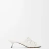Sandales Petal Anagram en cuir de veau souple Anthurium White