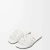 Sandales Petal Anagram en cuir de veau souple Anthurium White