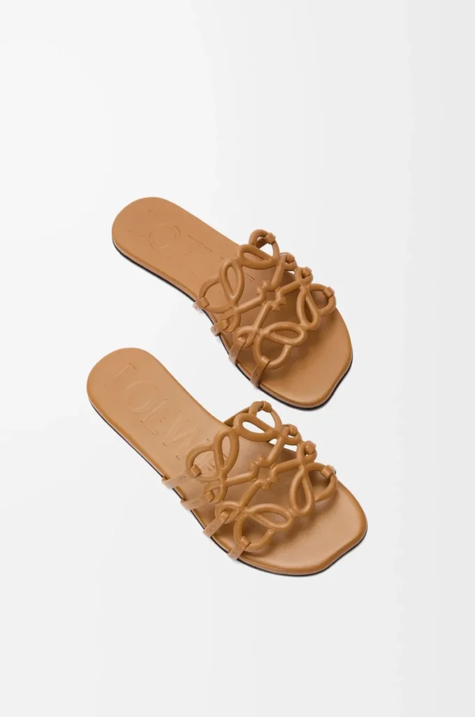 Sandales Petal Anagram en cuir de veau souple Camel