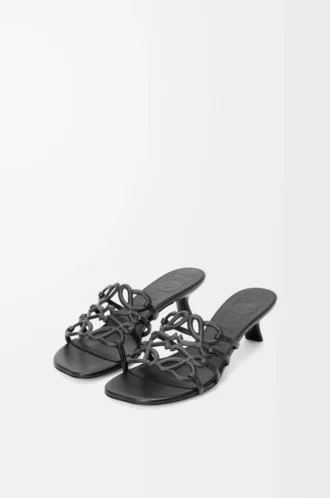 Sandales Petal Anagram en cuir de veau souple noir