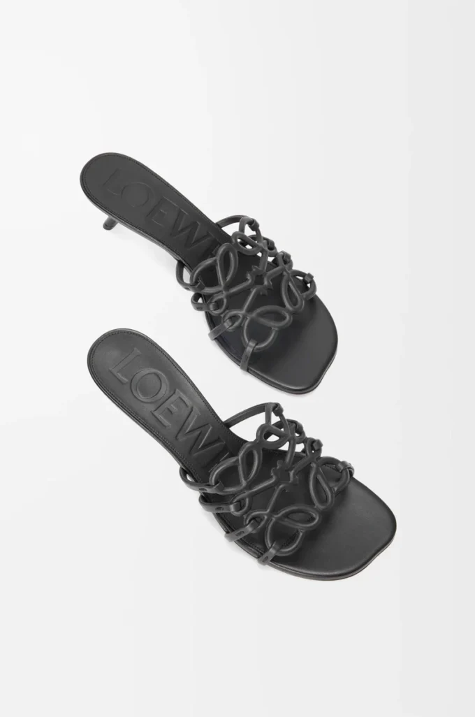 Sandales Petal Anagram en cuir de veau souple noir