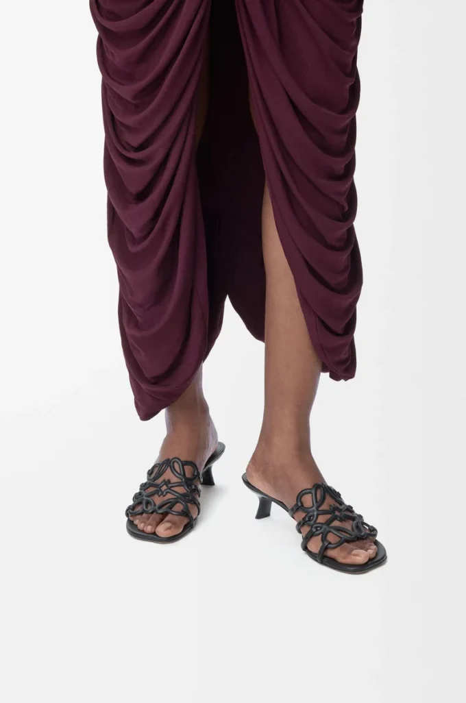 Sandales Petal Anagram en cuir de veau souple noir