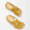 Sandales à plateforme espadrilles à bout pétale en cuir de veau tanné végétal Ocre