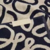 Serviette en coton bleu marine/beige