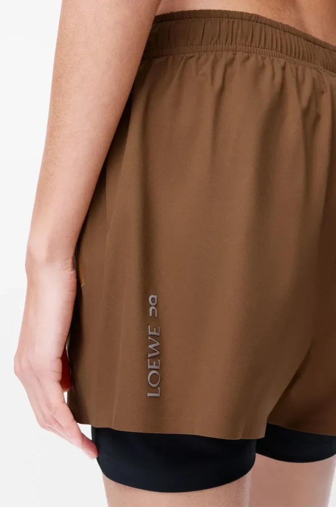 Short de performance en shell technique couleur caramel