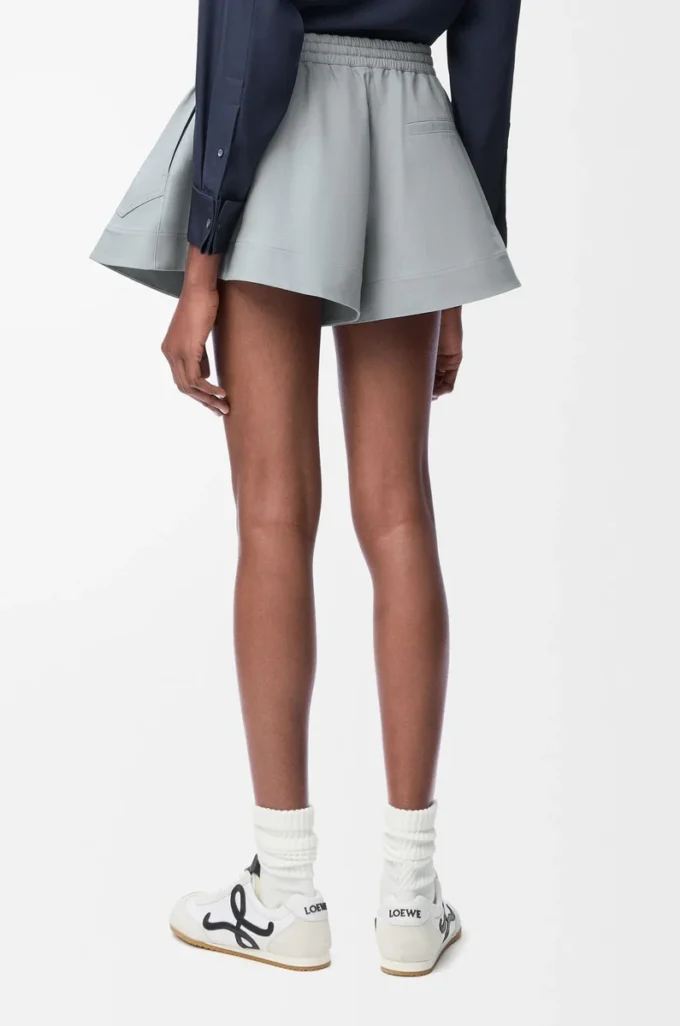Short en coton gris clair