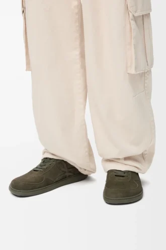 Sneakers Jambo en cuir de veau suédé vert olive