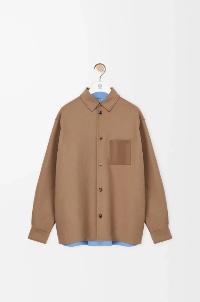 Surchemise en laine vierge et cachemire Camel/Bleu Surchemise en laine vierge et cachemire Camel/Bleu