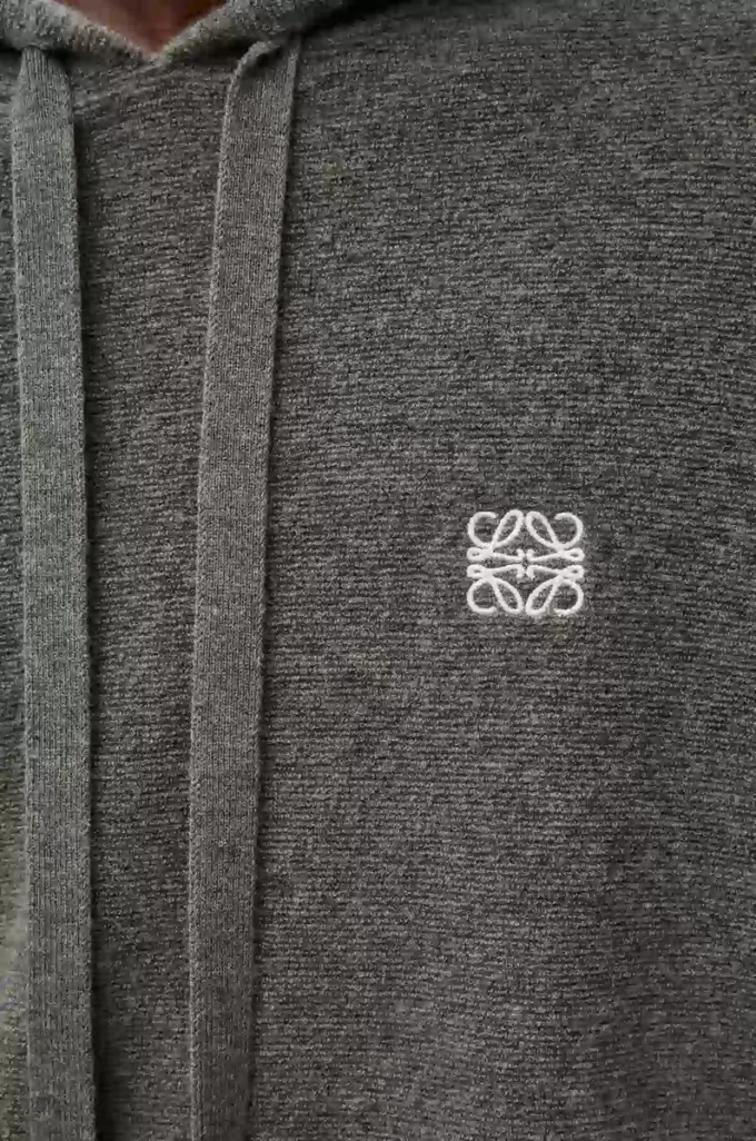 Sweat à capuche en laine gris