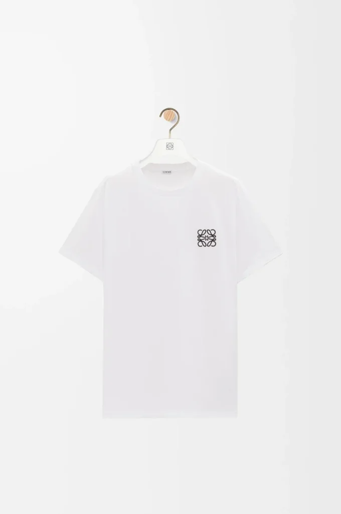 T-shirt coupe classique en coton blanc