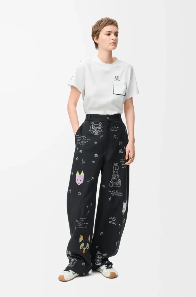T-shirt coupe classique en coton blanc