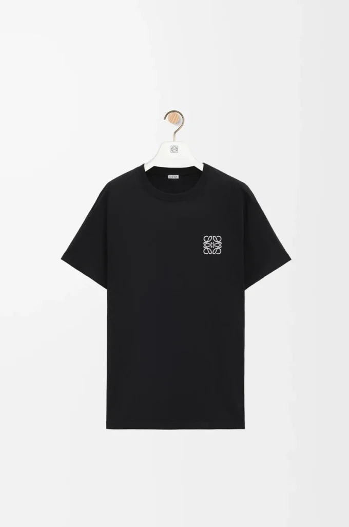 T-shirt coupe classique en coton noir T-shirt coupe classique en coton noir