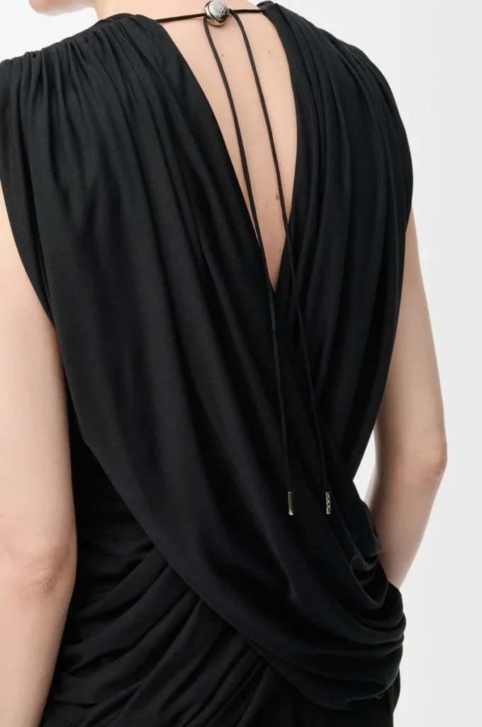 Top drapé en soie noir