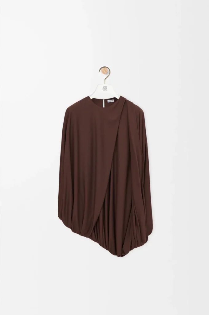 Top drapé en viscose couleur café