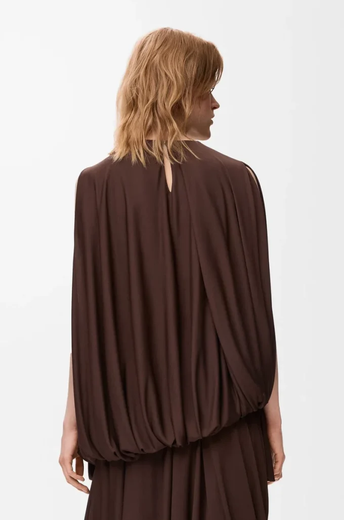Top drapé en viscose couleur café