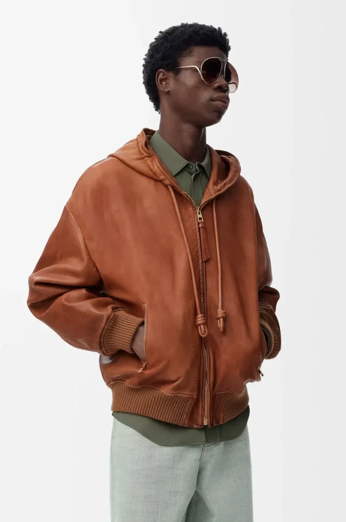 Veste à capuche en cuir d’agneau nappa Tan Veste à capuche en cuir d’agneau nappa Tan