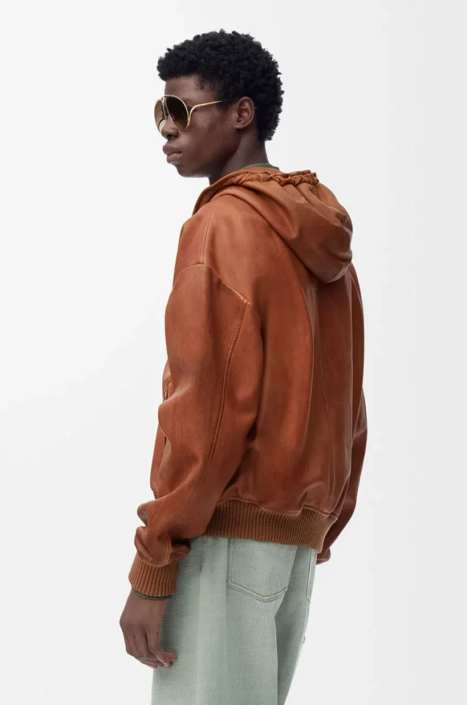 Veste à capuche en cuir d’agneau nappa Tan Veste à capuche en cuir d’agneau nappa Tan
