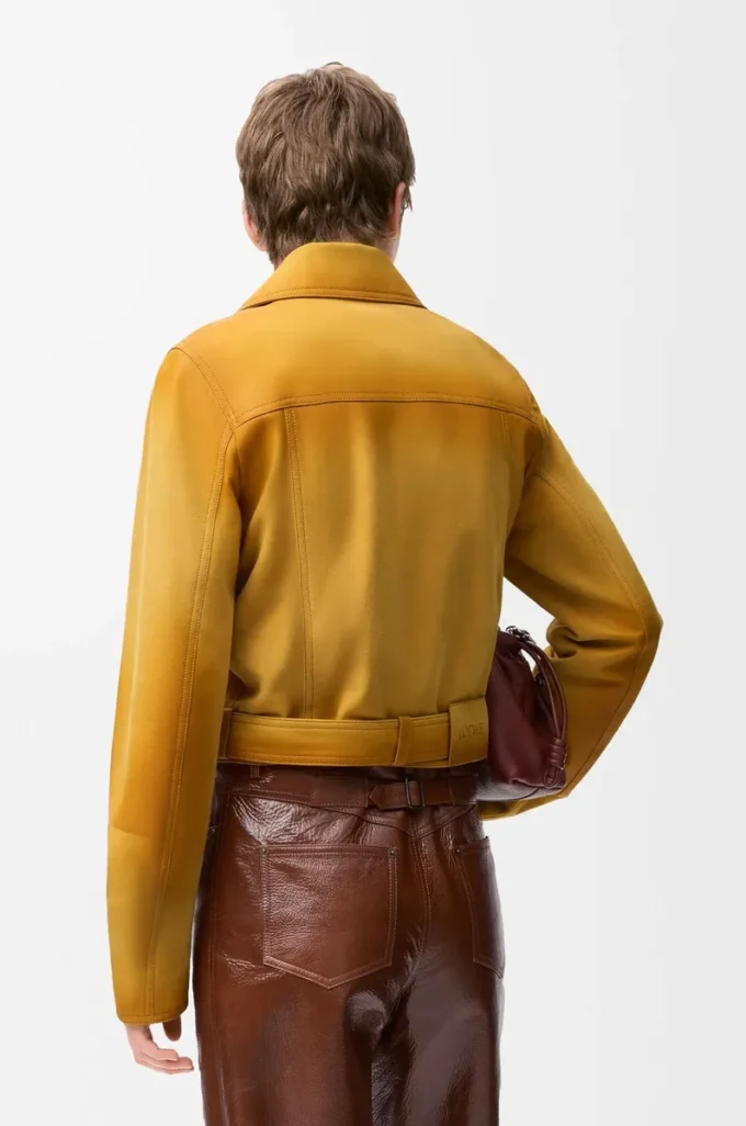 Veste courte en cuir d&rsquo;agneau suédé Light Tan