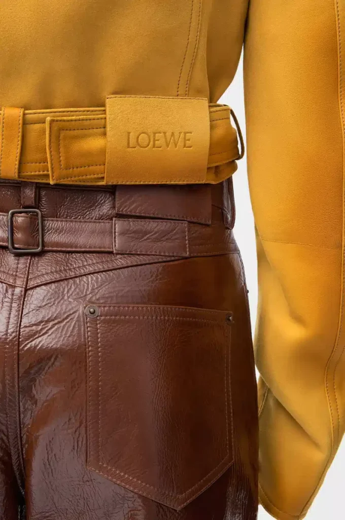 Veste courte en cuir d&rsquo;agneau suédé Light Tan