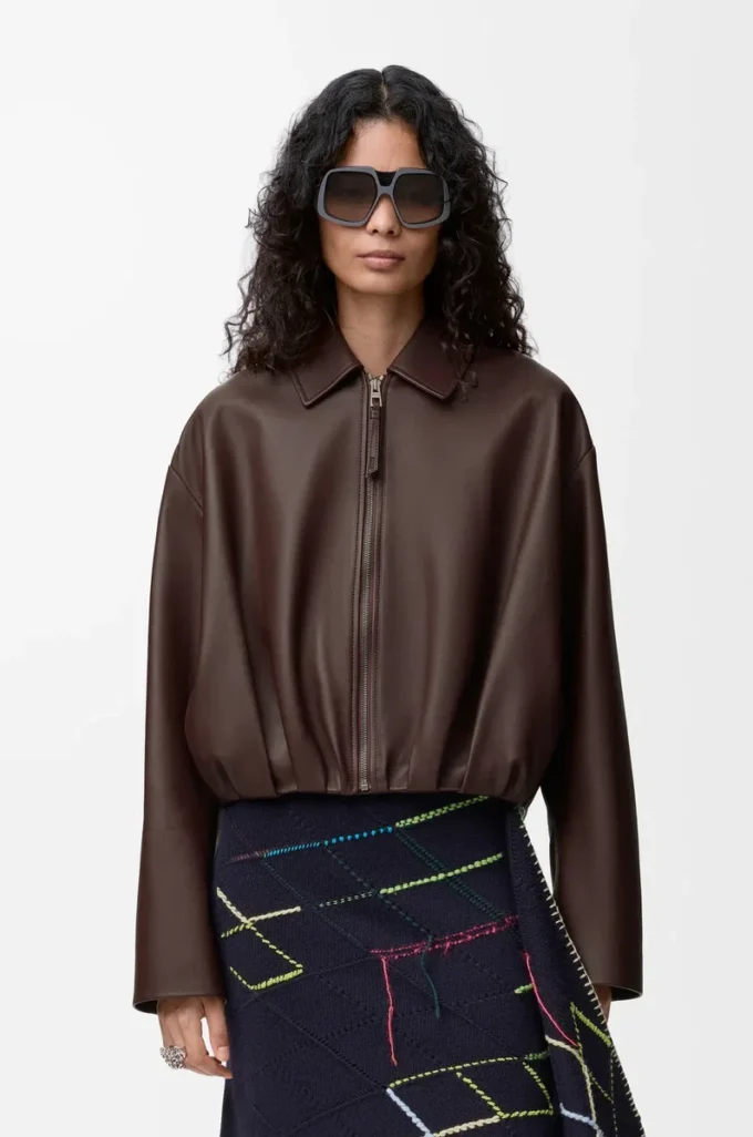Veste drapée en cuir d&rsquo;agneau nappa marron chocolat