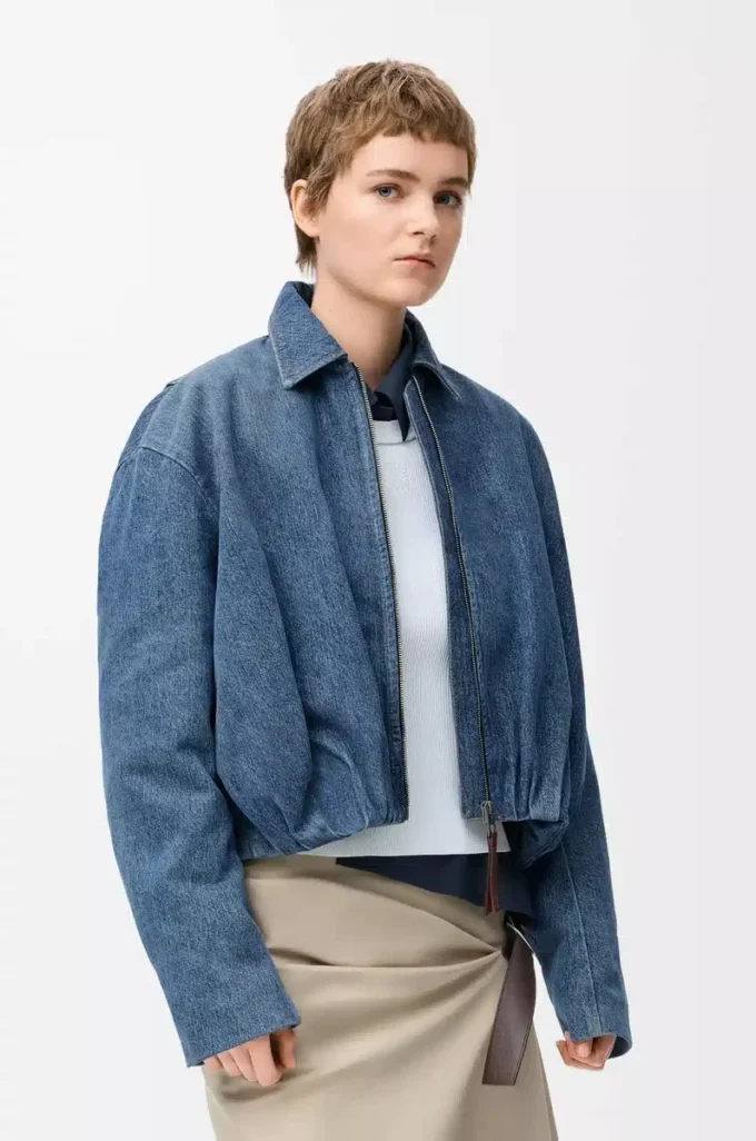 Veste drapée en denim bleu indigo
