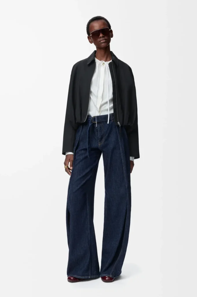 Veste drapée en laine noire