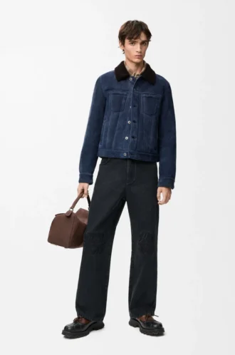 Veste trucker en peau lainée bleu marine/marron